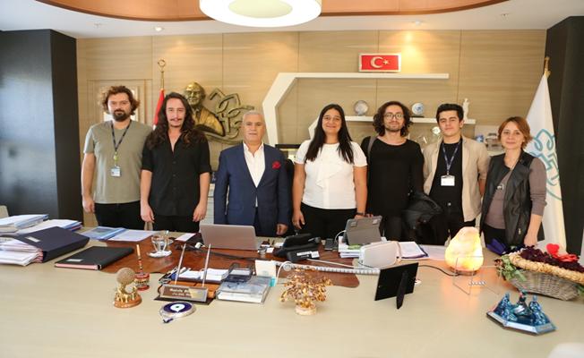 Beşiktaş Belediye Meclisi Üyesi Çakmak, Nilüfer Belediyesi’ni ziyaret etti | Kaos GL - LGBTİ+ Haber Portalı Haber