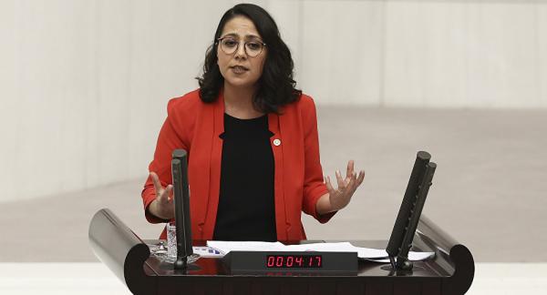 CHP’li Kadıgil ODTÜ Onur Yürüyüşü’nde gözaltına alınanların burslarının kesilmesini sordu Kaos GL - LGBTİ+ Haber Portalı