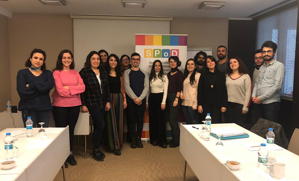 SPoD, sosyal hizmet uzmanlarıyla bir araya geldi Kaos GL - LGBTİ+ Haber Portalı