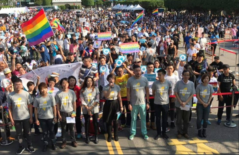 Tayvan’da eşit evlilik için 100 bin kişi yürüdü Kaos GL - LGBTİ+ Haber Portalı