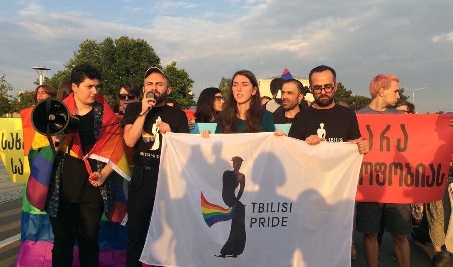 Tehditlerin ardından Tiflis’in ilk Onur Yürüyüşü Kaos GL - LGBTİ+ Haber Portalı