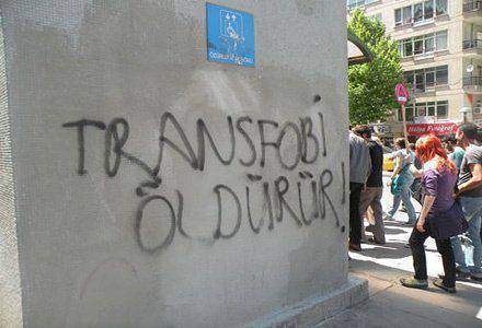“Topluma nefret yaymak habercilik değildir” Kaos GL - LGBTİ+ Haber Portalı