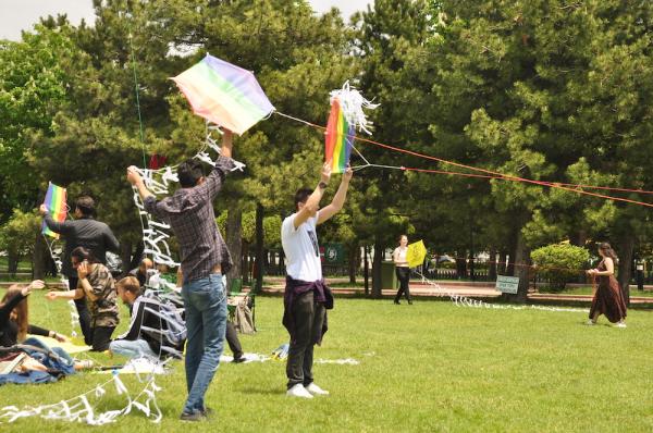 Kites flew against discrimination on 17th of May Kaos GL - News Portal for LGBTI+