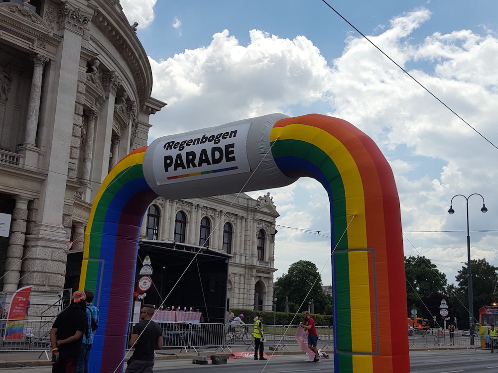 Viyana’da 23. Onur Yürüyüşü: Sevgi, saygı, dayanışma! Kaos GL - LGBTİ+ Haber Portalı