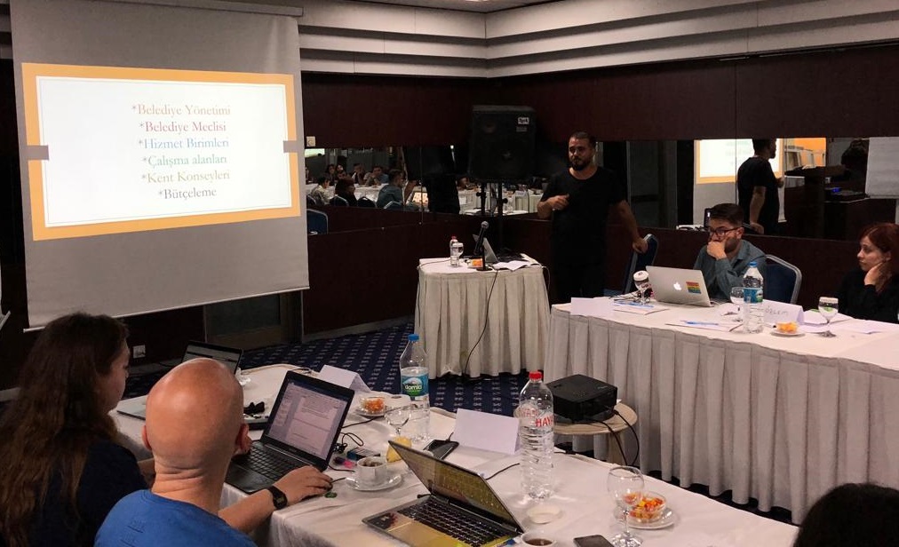 LGBTİ+’lar yerel yönetimlerden neyi nasıl talep edebilir? Kaos GL - LGBTİ+ Haber Portalı